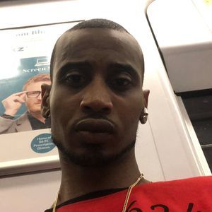 Meet your Posher, Quinn